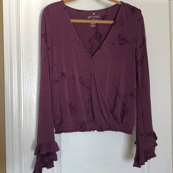 Tops - • American Eagle Boho Bell Sleeve Soft & Sexy •